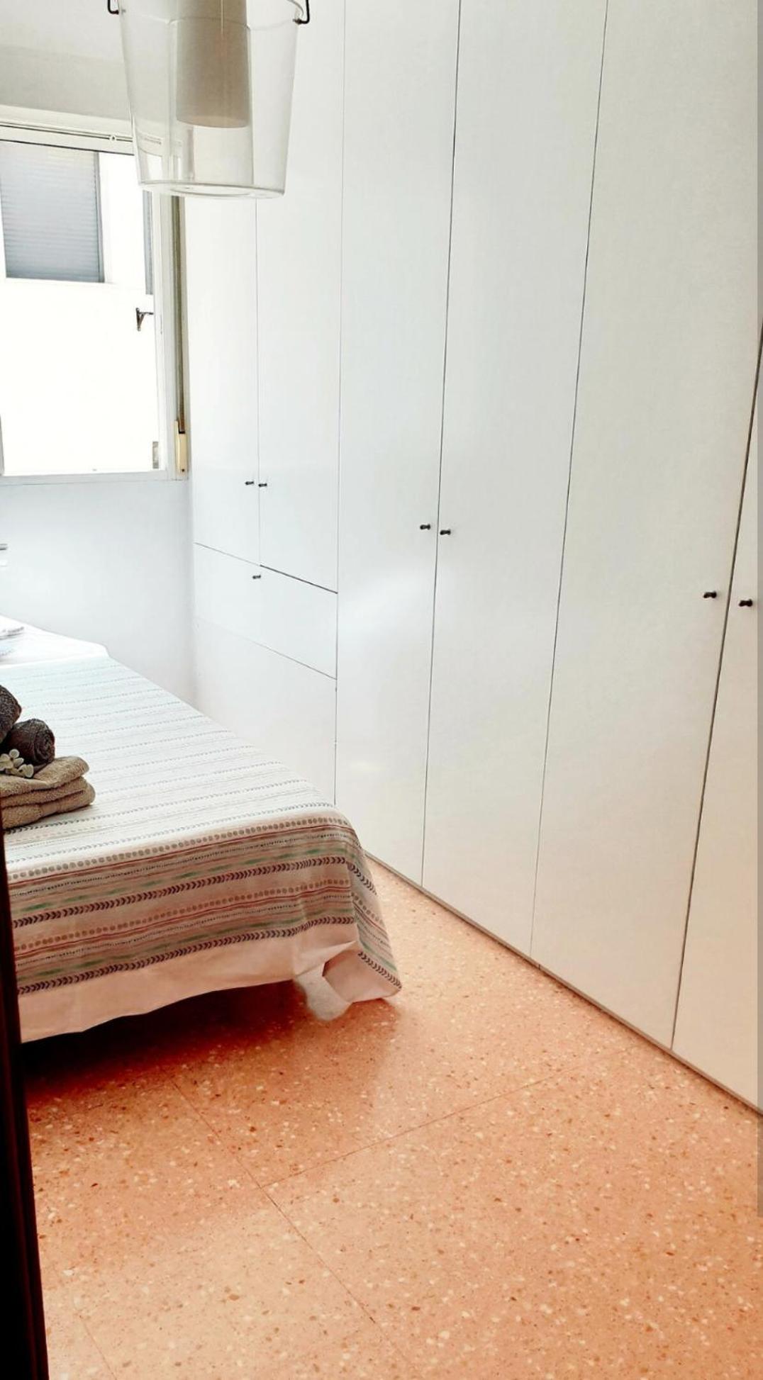 Lovely Penhouse In Alicante With Parking Exterior photo